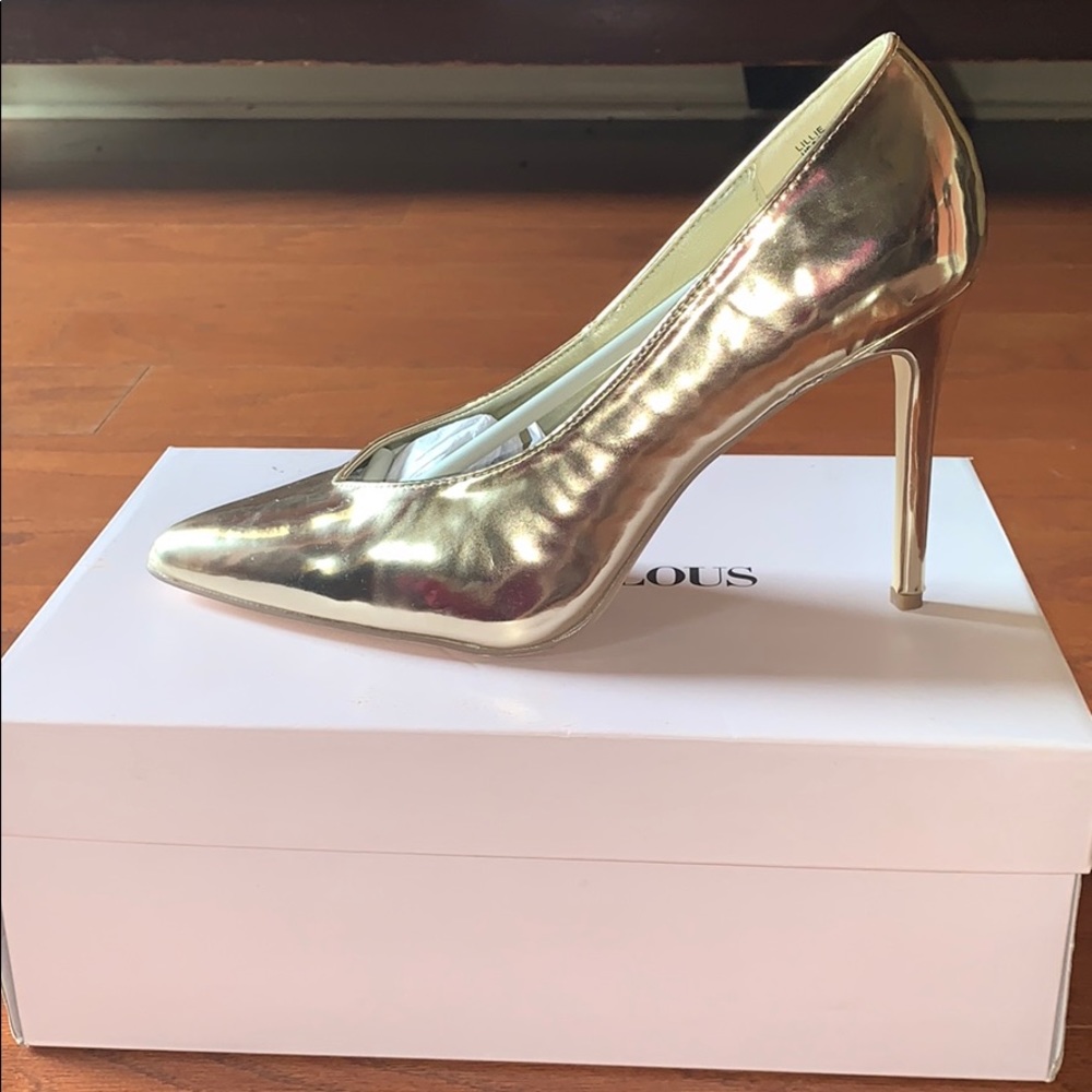 Gold Never Been Worn Just Fabulous Heels